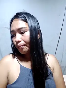 Snapshot of Hot_Anica chatting on December 21, 8:32 am Hot Anica online show from December 21, 8:32 am