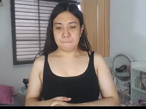 Snapshot of stellahugeX chatting on February 13, 4:19 am stellahugeX online show from February 13, 4:19 am