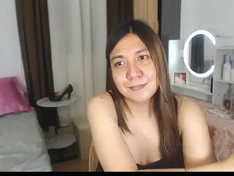 Snapshot of stellahugeX chatting on February 15, 10:06 pm stellahugeX online show from February 15, 10:06 pm