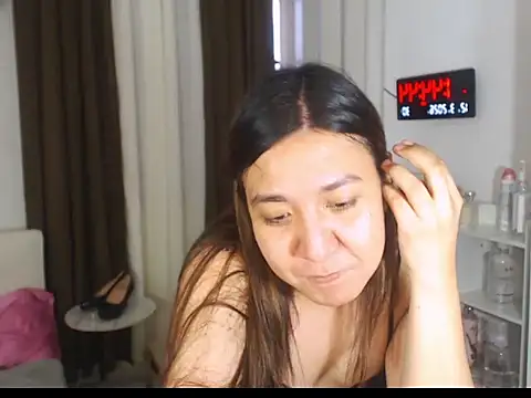 Snapshot of stellahugeX chatting on March 12, 5:46 am stellahugeX online show from March 12, 5:46 am