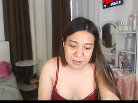 Snapshot of stellahugeX chatting on March 13, 2:18 am stellahugeX online show from March 13, 2:18 am