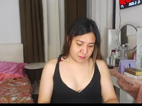 stellahugeX online show from May 15, 3:19 pm