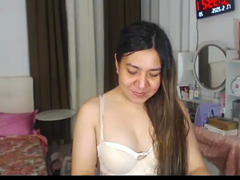 stellahugeX online show from May 16, 6:39 pm