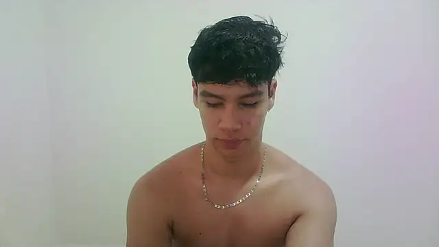Snapshot of zeus_181 chatting on September 10, 10:32 pm zeus 181 online show from September 10, 10:32 pm