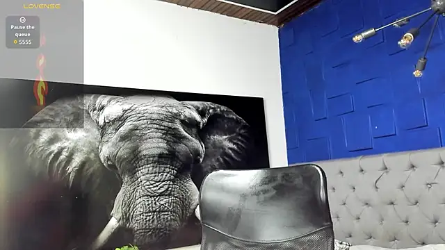 andres-clark92 online show from March 25, 4:24 pm