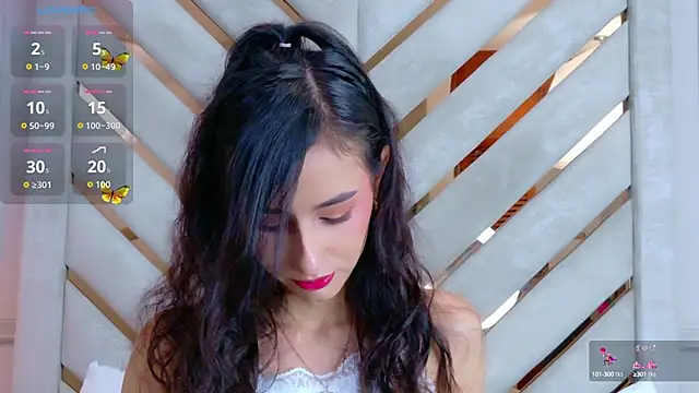 Sarah-Grace online show from October 6, 2:42 am