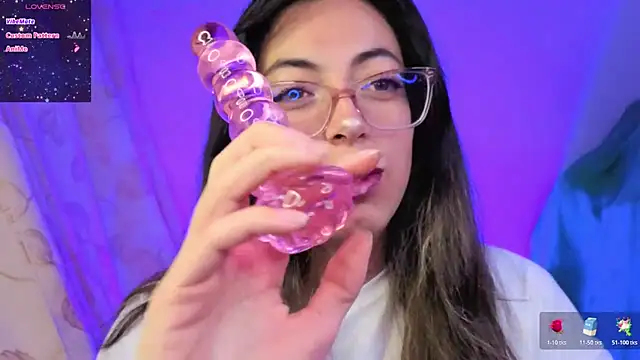 Miranda sexlove  online show from March 9, 7:07 pm