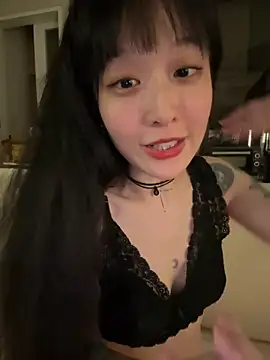 Etherealcat33 online show from May 18, 8:03 pm