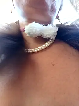 Snapshot of Perverted-Dirty-Mother chatting on October 4, 2:48 pm Perverted-Dirty-Mother online show from October 4, 2:48 pm