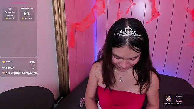 Snapshot of Laurent_Scott_ chatting on October 30, 4:30 pm Laurent Scott  online show from October 30, 4:30 pm