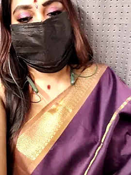 Snapshot of Cutie_nila26 chatting on February 18, 4:52 am Cutie nila26 online show from February 18, 4:52 am