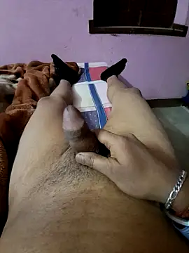 Snapshot of tharki-anand chatting on February 5, 7:07 pm tharki-anand online show from February 5, 7:07 pm