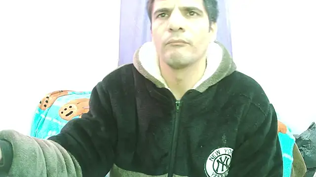 Snapshot of Braulio_master chatting on October 20, 10:21 pm Braulio master online show from October 20, 10:21 pm