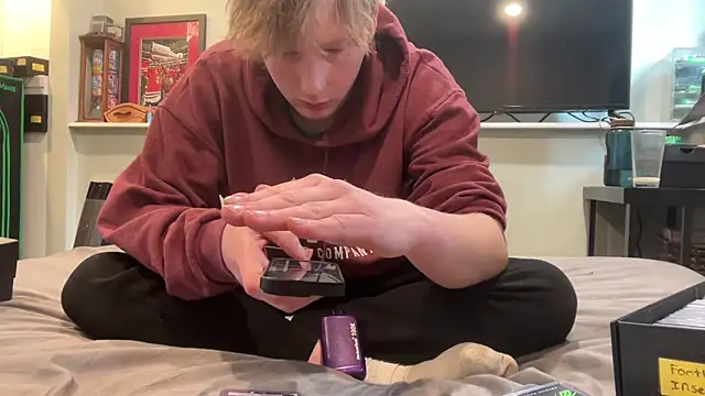 Novvikk88 online show from March 25, 8:15 pm