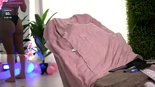 FreyaHeart online show from March 14, 6:19 am