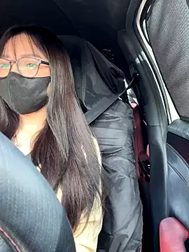 Snapshot of Linh_2004 chatting on September 19, 6:04 am Linh 2004 online show from September 19, 6:04 am