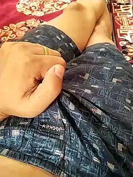 zorhotty online show from October 2, 4:52 am