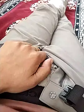 zorhotty online show from November 8, 3:39 am