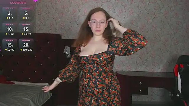 ellie coy  online show from March 10, 5:18 pm