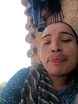 Snapshot of Hot_raaani chatting on December 18, 7:14 am Hot raaani online show from December 18, 7:14 am