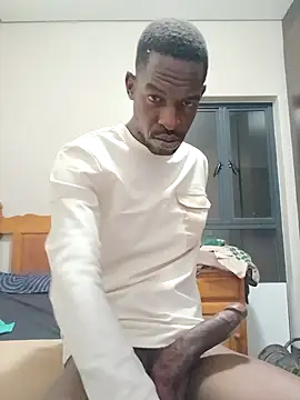 Snapshot of Fizozoo chatting on December 15, 8:24 pm Fizozoo online show from December 15, 8:24 pm