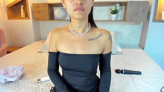 Emilly Beaumont online show from May 15, 12:56 pm