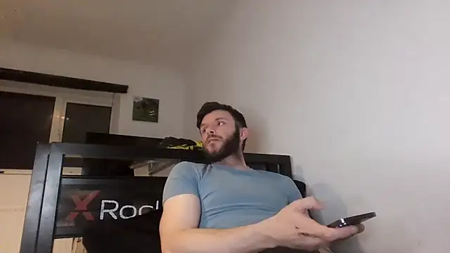 Snapshot of MasterJakeJohns chatting on March 26, 1:11 am MasterJakeJohns online show from March 26, 1:11 am