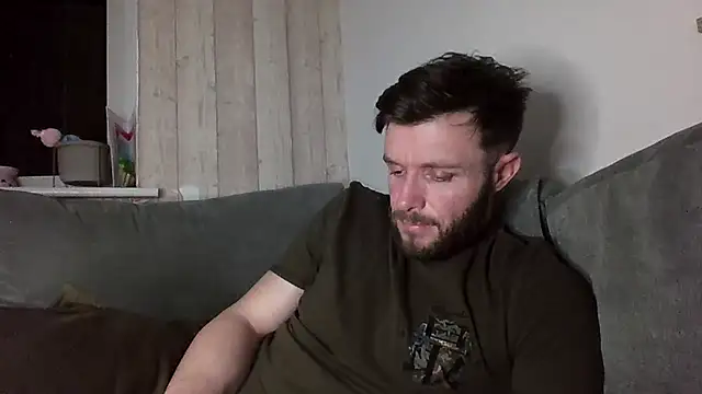 Snapshot of MasterJakeJohns chatting on April 1, 9:12 pm MasterJakeJohns online show from April 1, 9:12 pm