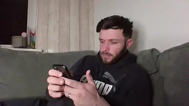 Snapshot of MasterJakeJohns chatting on April 5, 9:45 pm MasterJakeJohns online show from April 5, 9:45 pm