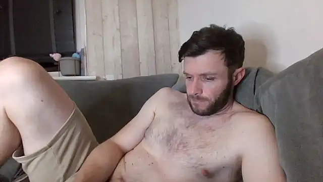 Snapshot of MasterJakeJohns chatting on April 10, 10:36 pm MasterJakeJohns online show from April 10, 10:36 pm