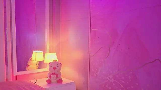 Snapshot of luna_hot_ass chatting on April 11, 8:46 pm luna hot ass online show from April 11, 8:46 pm