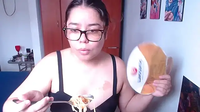 saenz eymi online show from November 25, 5:02 pm