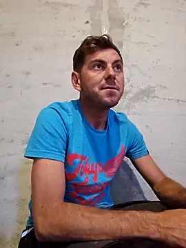 Alex-andru88 online show from October 20, 2:06 pm