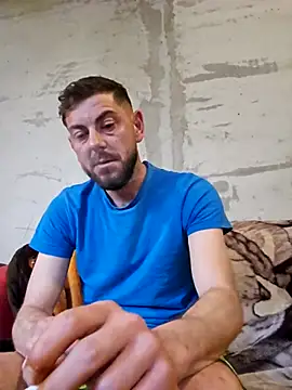 Alex-andru88 online show from March 27, 6:08 am