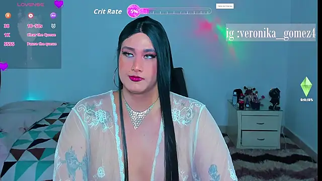 Snapshot of Sweetveronik_44 chatting on January 8, 9:06 pm Sweetveronik 44 online show from January 8, 9:06 pm