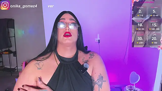 Snapshot of Sweetveronik_44 chatting on March 24, 7:08 pm Sweetveronik 44 online show from March 24, 7:08 pm