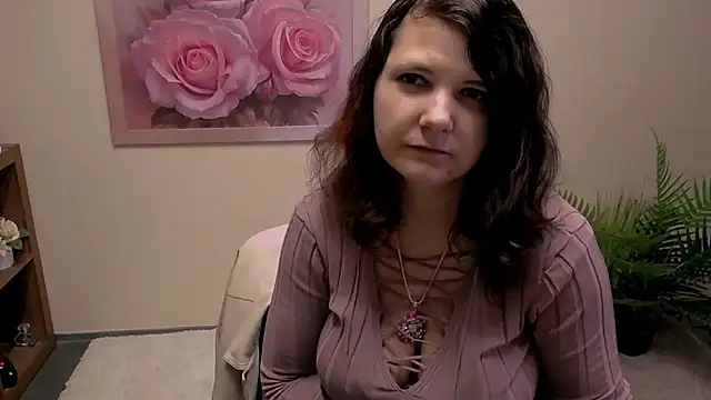 TwoBigSuns online show from May 6, 7:46 am