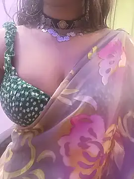 Naina 007 online show from September 18, 4:47 am