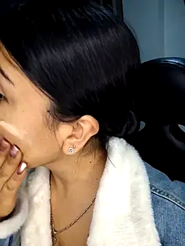 Aniajoness  online show from November 18, 3:34 am