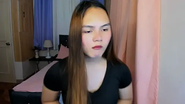 ameliamaureen online show from May 12, 3:53 pm