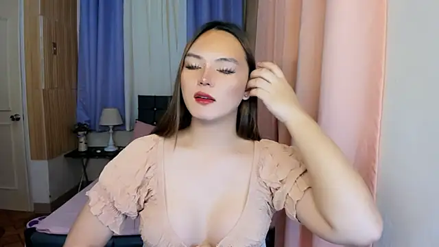 ameliamaureen online show from May 19, 3:51 pm