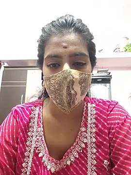 Snapshot of Tamil-Meenu12 chatting on June 11, 6:33 am Tamil-Meenu12 online show from June 11, 6:33 am