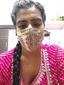 Snapshot of Tamil-Meenu12 chatting on June 23, 7:39 am Tamil-Meenu12 online show from June 23, 7:39 am
