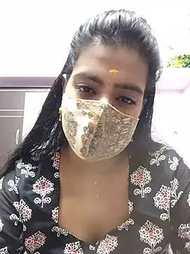Snapshot of Tamil-Meenu12 chatting on June 24, 7:07 am Tamil-Meenu12 online show from June 24, 7:07 am
