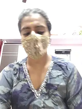 Snapshot of Tamil-Meenu12 chatting on July 4, 6:41 am Tamil-Meenu12 online show from July 4, 6:41 am