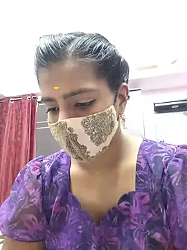 Snapshot of Tamil-Meenu12 chatting on July 6, 10:45 am Tamil-Meenu12 online show from July 6, 10:45 am
