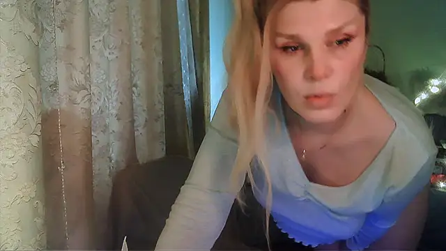 Snapshot of TsPostophere chatting on January 23, 10:54 am TsPostophere online show from January 23, 10:54 am