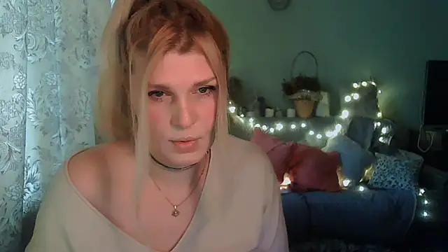 Snapshot of TsPostophere chatting on February 27, 10:59 am TsPostophere online show from February 27, 10:59 am
