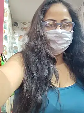 nisha 1110 online show from April 6, 2:07 pm