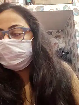 Snapshot of nisha_1110 chatting on April 7, 2:17 pm nisha 1110 online show from April 7, 2:17 pm